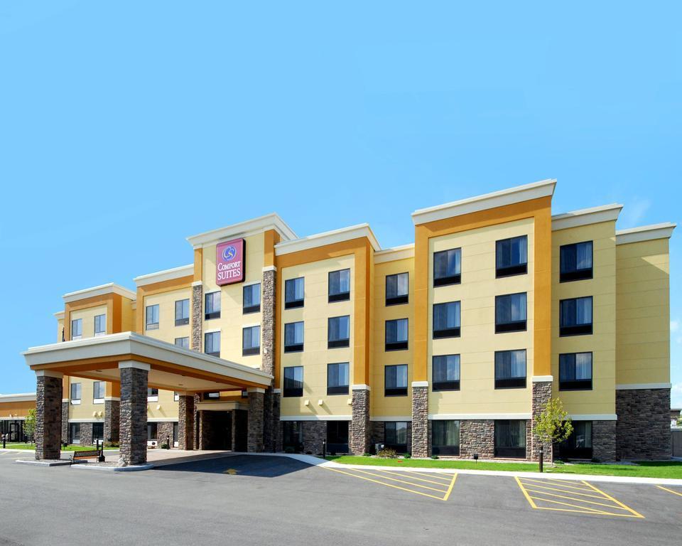 Comfort Suites Ошкош Екстериор снимка